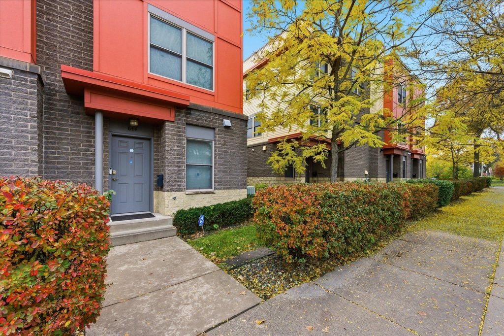 644 Dale Street N, Saint Paul, MN 55103