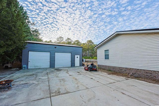 2128 Harvey Rd., Loris, SC 29569