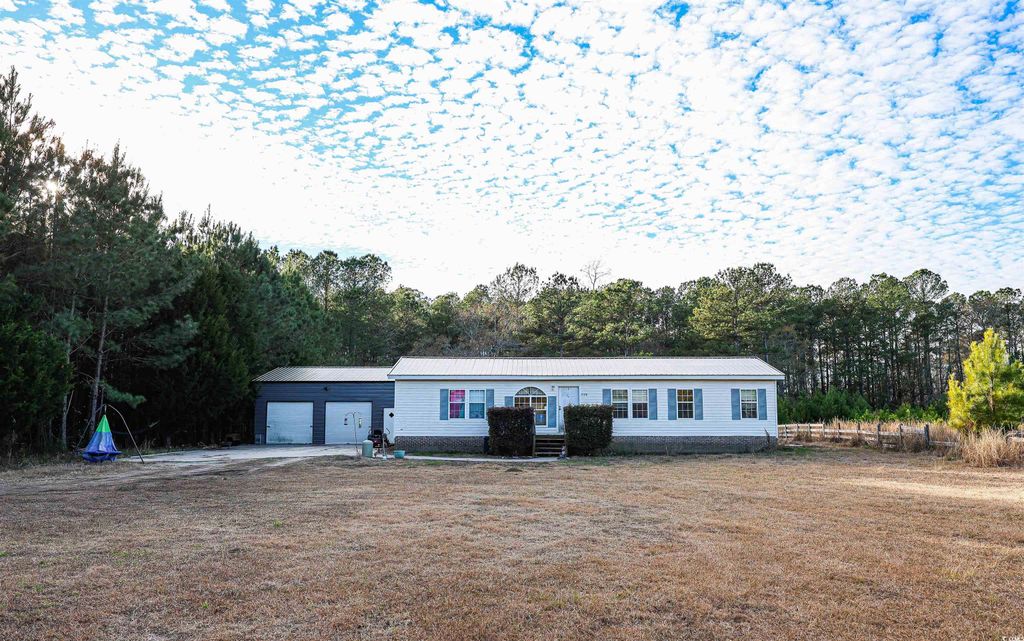 2128 Harvey Rd., Loris, SC 29569