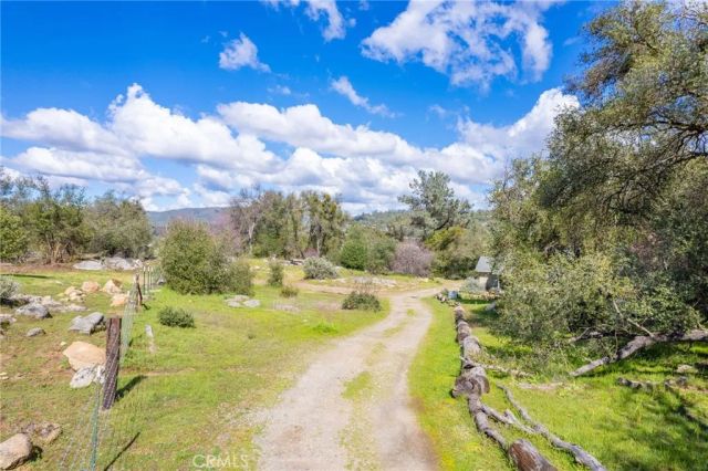 4853 Daffodil, Mariposa, CA 95338