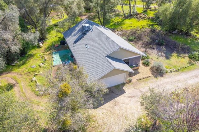 4853 Daffodil, Mariposa, CA 95338