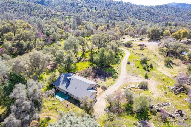 4853 Daffodil, Mariposa, CA 95338
