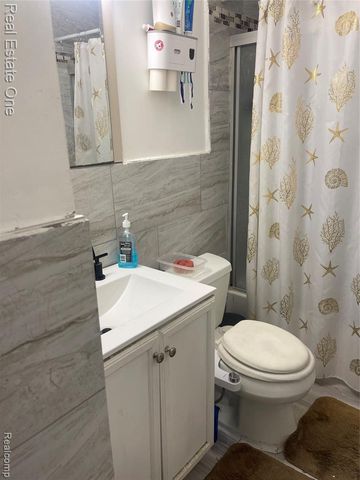 8109 Beaverland, Redford, MI 48239