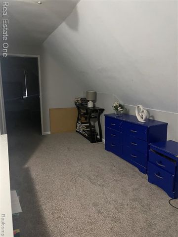 8109 Beaverland, Redford, MI 48239