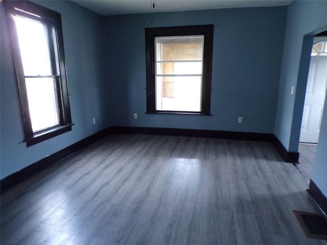 121 VINE Street, Girard, PA 16417