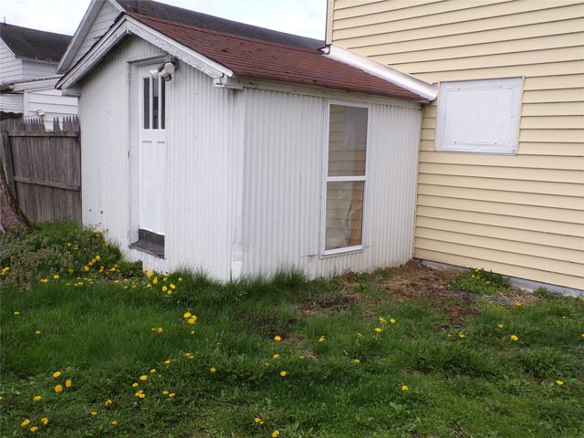 121 VINE Street, Girard, PA 16417