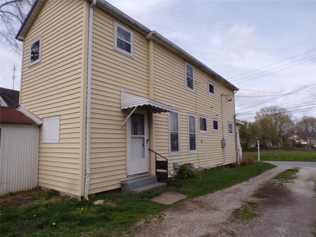 121 VINE Street, Girard, PA 16417