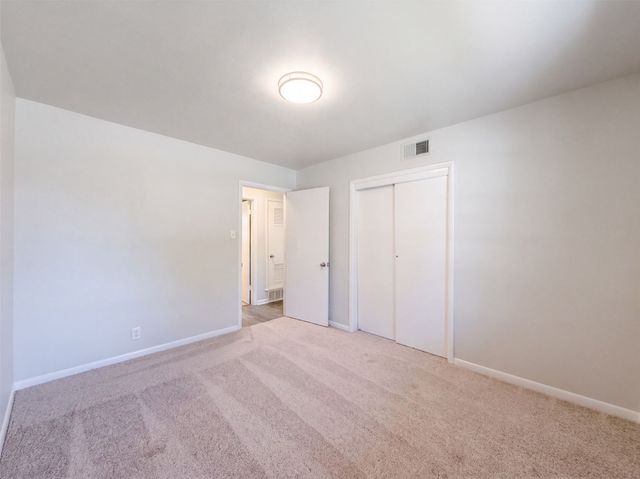 5421 Bonnie Wayne Street, Haltom City, TX 76117