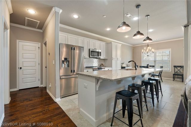 3876 Benjamin Lane, Springdale, AR 72764