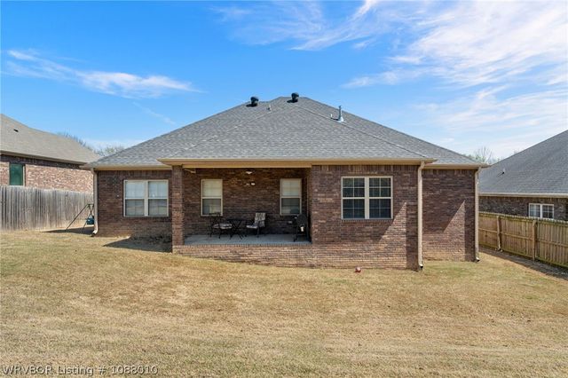 3876 Benjamin Lane, Springdale, AR 72764
