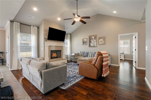 3876 Benjamin Lane, Springdale, AR 72764