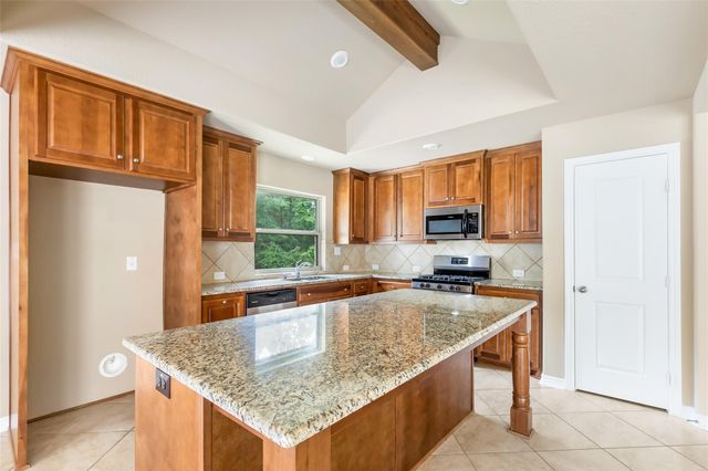2126 Bambi Court, Cleveland, TX 77328