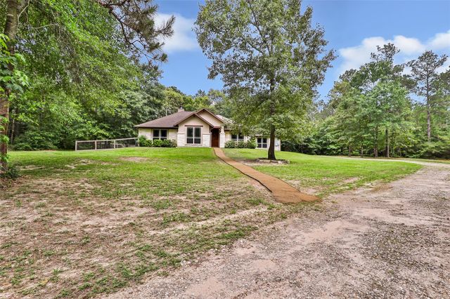 2126 Bambi Court, Cleveland, TX 77328