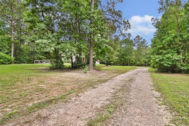 2126 Bambi Court, Cleveland, TX 77328