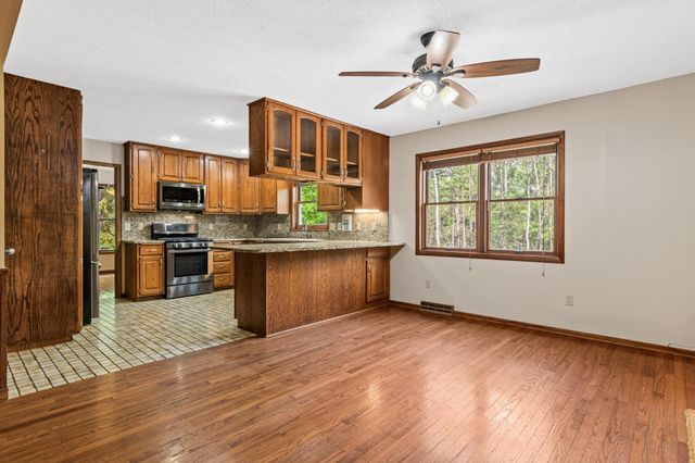 238 Glen Circle, River Falls, WI 54022