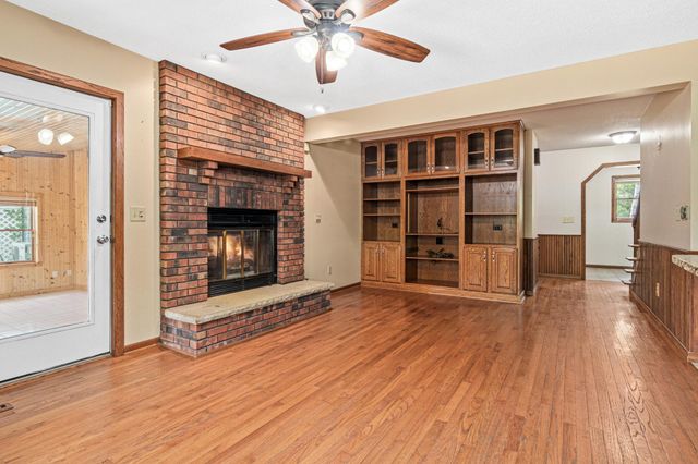 238 Glen Circle, River Falls, WI 54022