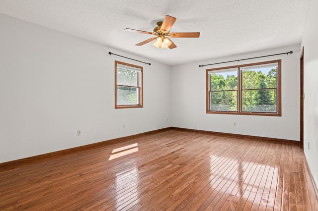 238 Glen Circle, River Falls, WI 54022