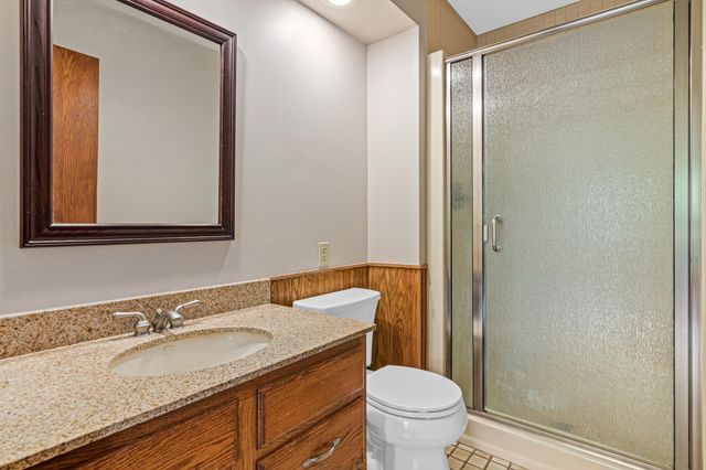 238 Glen Circle, River Falls, WI 54022