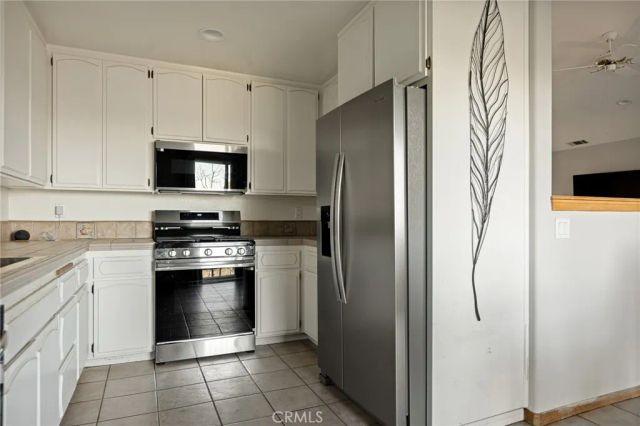 30906 Live Oak, Running Springs, CA 92382