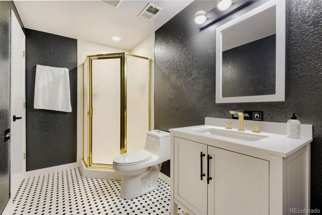 6556 S Adams Court, Littleton, CO 80121