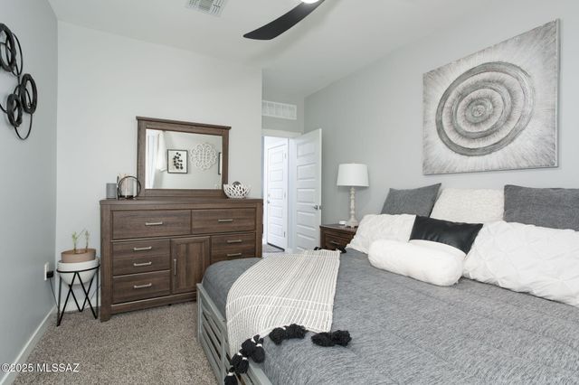 12481 W Mieko Lane, Marana, AZ 85653