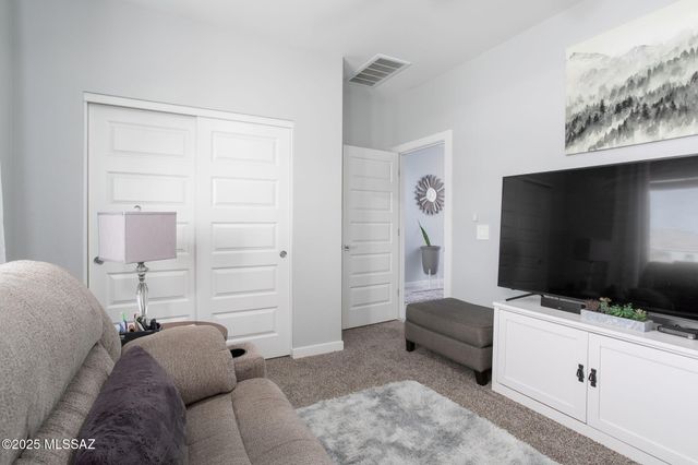 12481 W Mieko Lane, Marana, AZ 85653