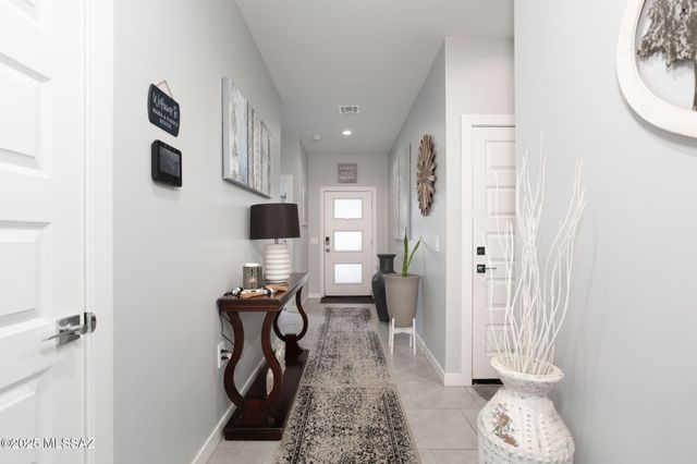 12481 W Mieko Lane, Marana, AZ 85653