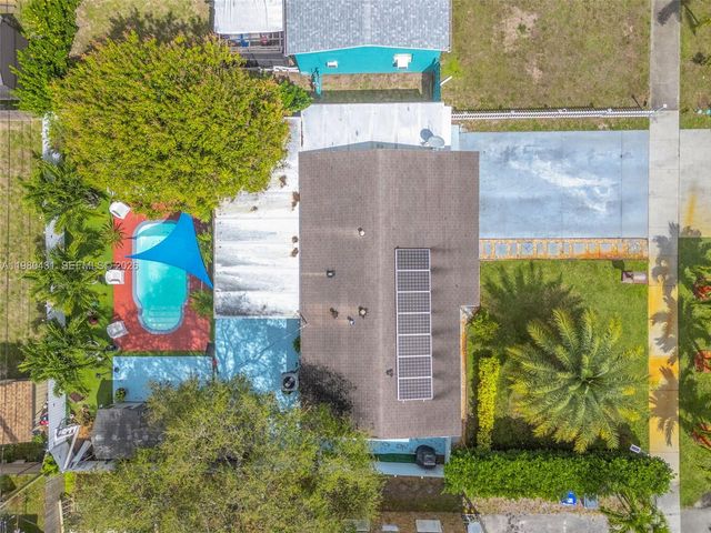 1210 N 71st Ave, Hollywood, FL 33024