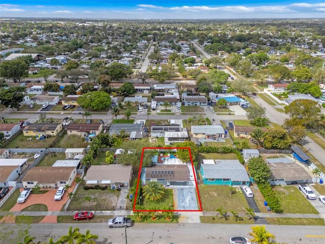 1210 N 71st Ave, Hollywood, FL 33024