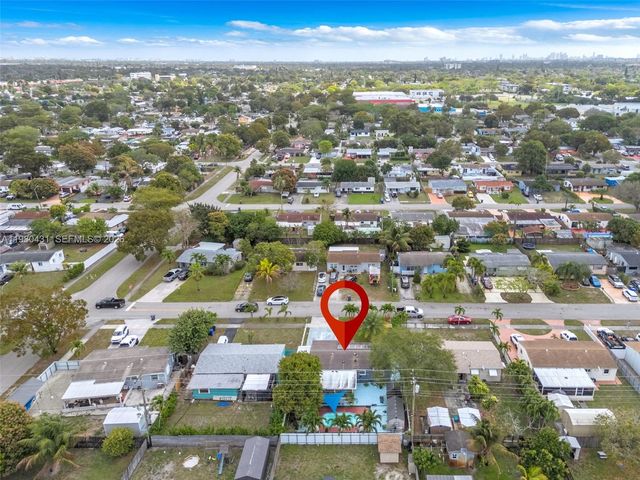 1210 N 71st Ave, Hollywood, FL 33024