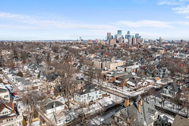 2320 Humboldt Avenue S, Minneapolis, MN 55405