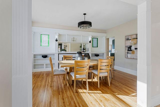 2320 Humboldt Avenue S, Minneapolis, MN 55405