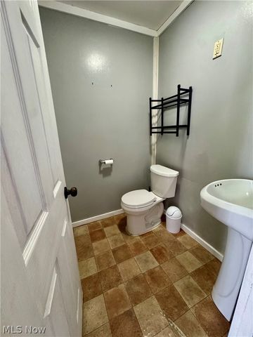 374 Tenney Avenue, Youngstown, OH 44405