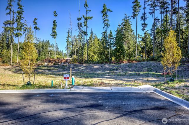 2 Windham Lane, Bremerton, WA 98311