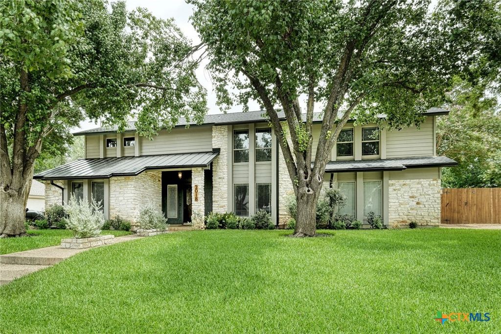 2018 Shadowbrook Circle, Round Rock, TX 78681