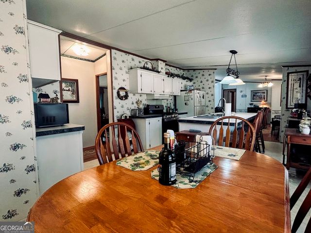 156 Flatrock Road, Eatonton, GA 31024