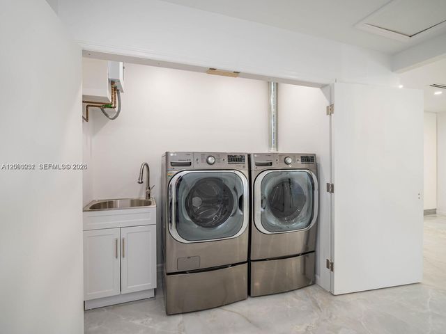 30 NW 41st Street 1, Miami, FL 33127