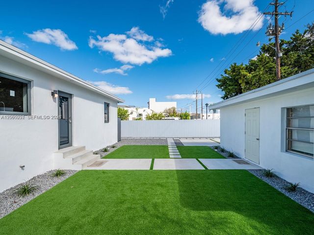 30 NW 41st Street 1, Miami, FL 33127