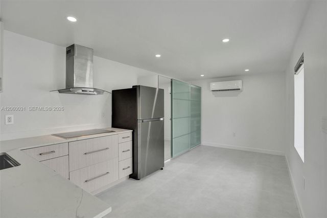 30 NW 41st Street 1, Miami, FL 33127