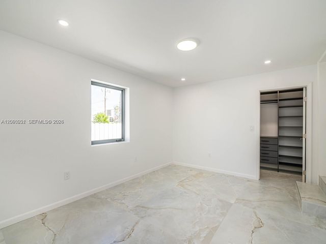 30 NW 41st Street 1, Miami, FL 33127