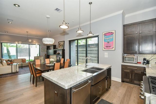 1917 Potomac Drive A, Houston, TX 77057