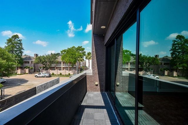 1917 Potomac Drive A, Houston, TX 77057