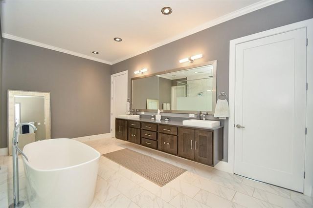 1917 Potomac Drive A, Houston, TX 77057