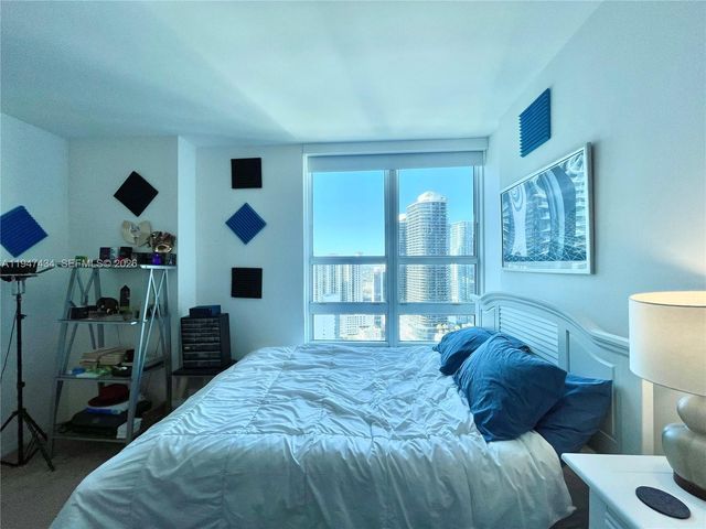 951 Brickell Ave 3309, Miami, FL 33131