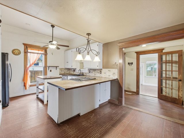 600 Williams Street, Waxahachie, TX 75165