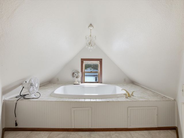 600 Williams Street, Waxahachie, TX 75165