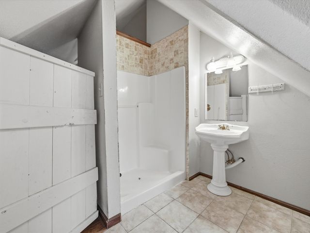 600 Williams Street, Waxahachie, TX 75165