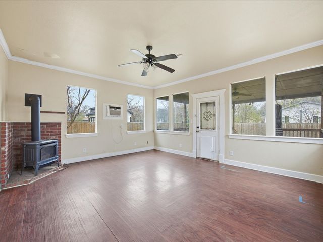 600 Williams Street, Waxahachie, TX 75165