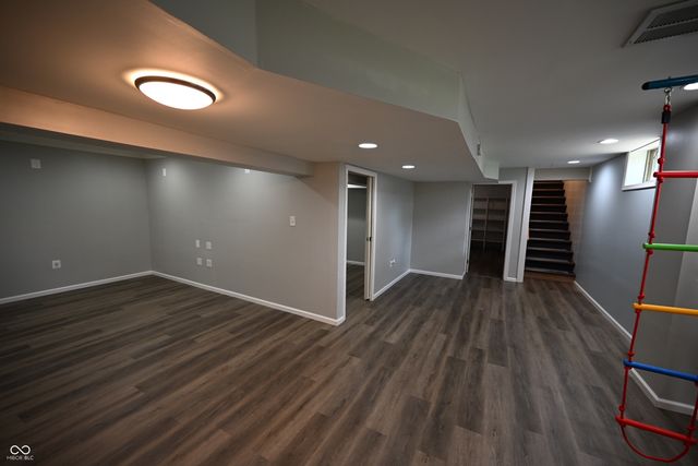 957 E Cragmont Drive, Indianapolis, IN 46227