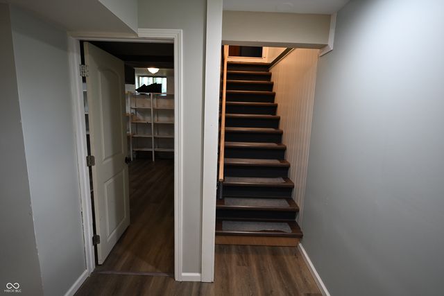 957 E Cragmont Drive, Indianapolis, IN 46227